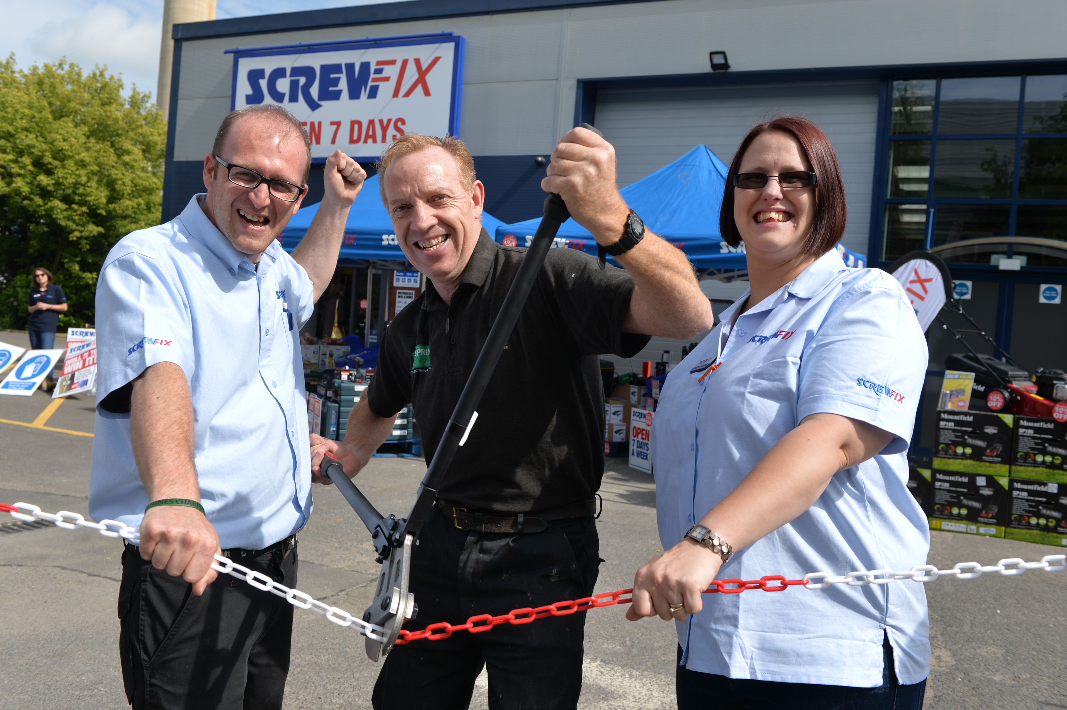 Didcot’s first Screwfix store is declared a runaway success