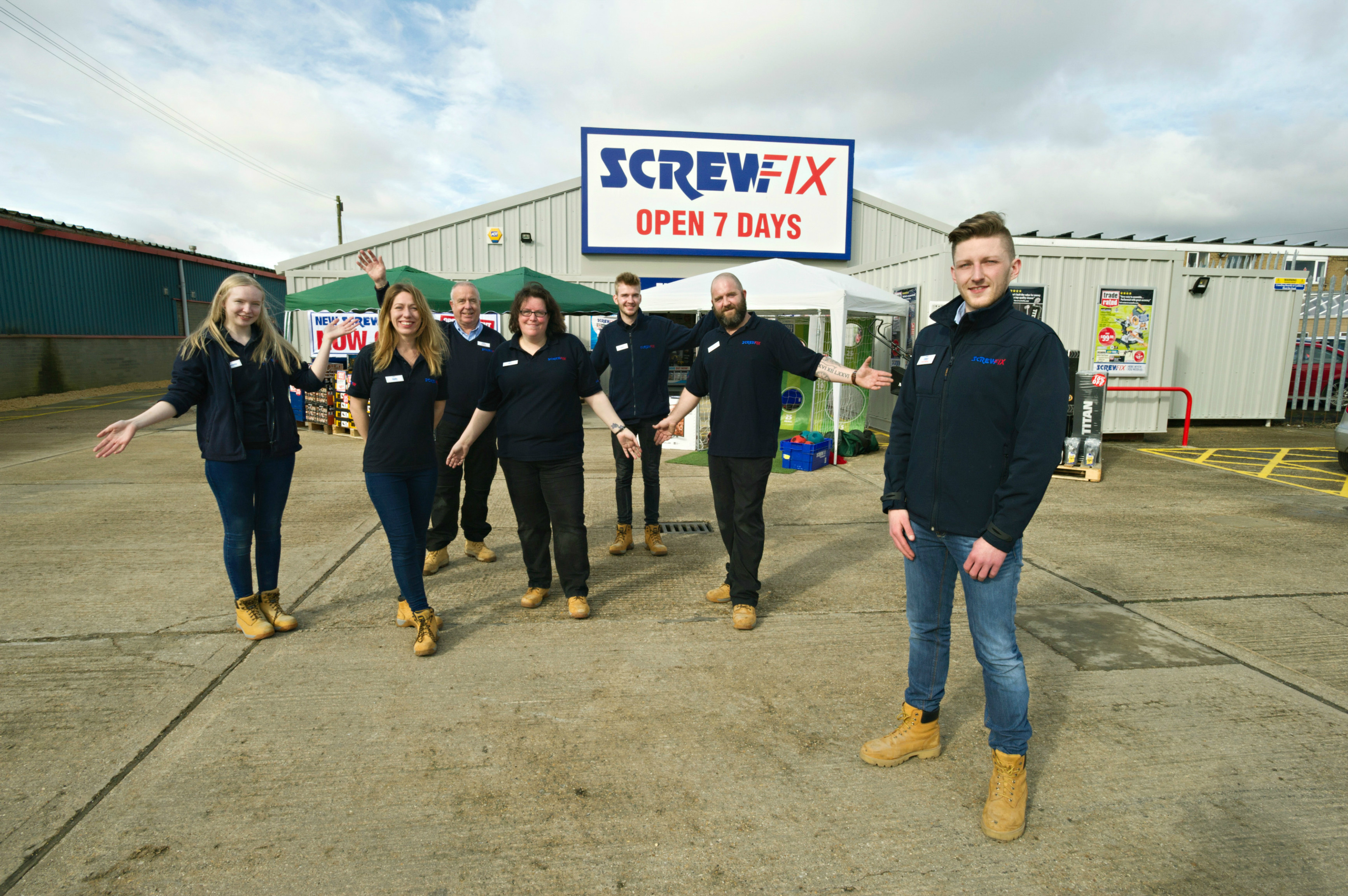 Screwfix opens its doors in New Milton