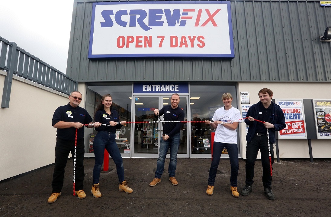 Screwfix opens its doors in Irvine