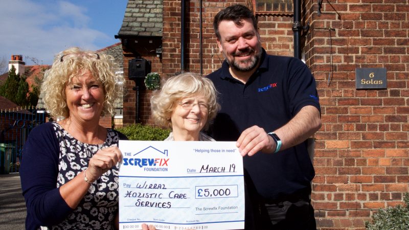 Wirral Holistic Care receive a helping hand from the Screwfix Foundation