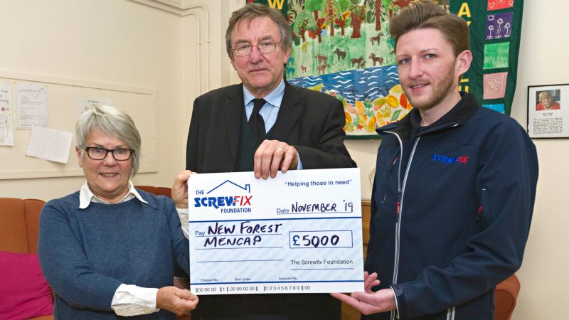 New Forest Mencap gets a helping hand from the Screwfix Foundation