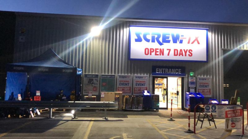 Bideford celebrates new Screwfix store opening