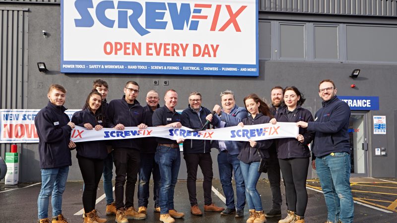 Simon Delaney Officially Opens New Screwfix Store in Sandyford