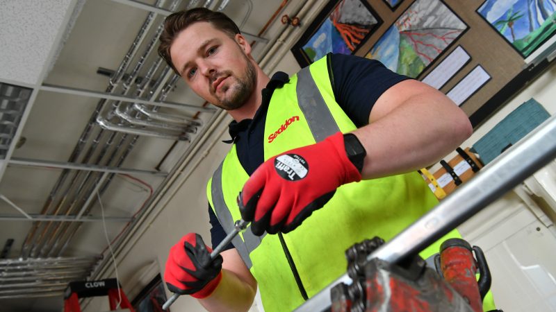 FUTURE HEATING ENGINEER FROM BOLTON IS A SCREWFIX TRADE APPRENTICE FINALIST!