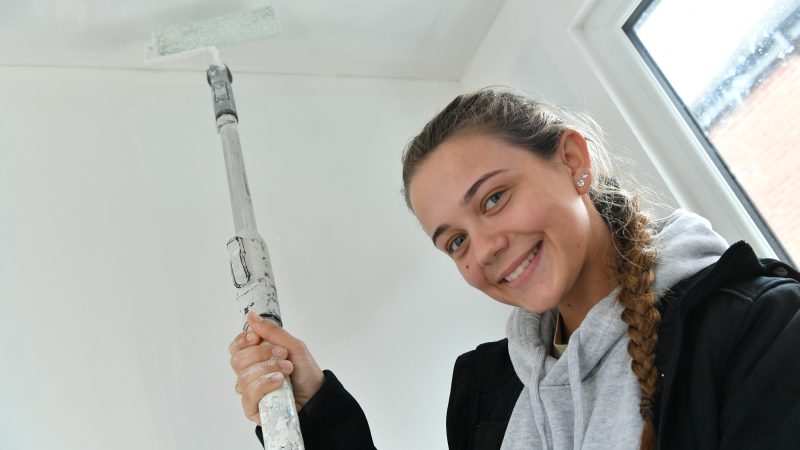 FUTURE PAINTER AND DECORATOR FROM BOLTON IS A SCREWFIX TRADE APPRENTICE FINALIST!