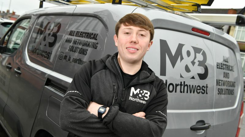 FUTURE ELECTRICIAN FROM LIVERPOOL IS A SCREWFIX TRADE APPRENTICE FINALIST!